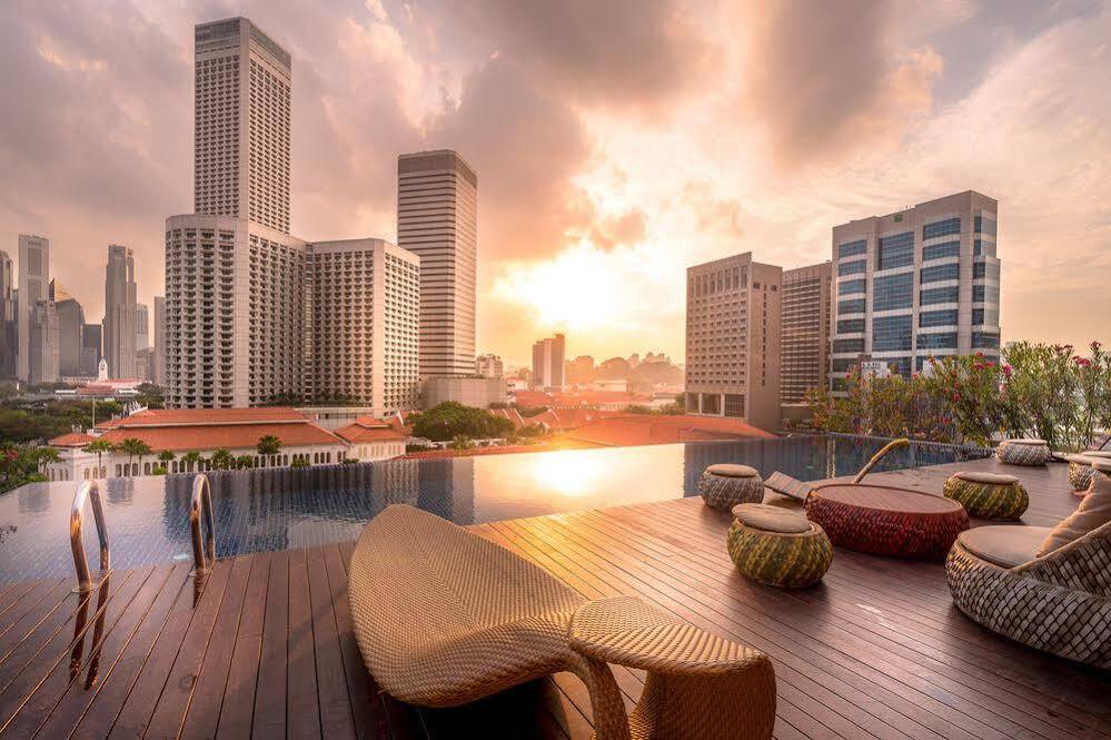Naumi Singapura